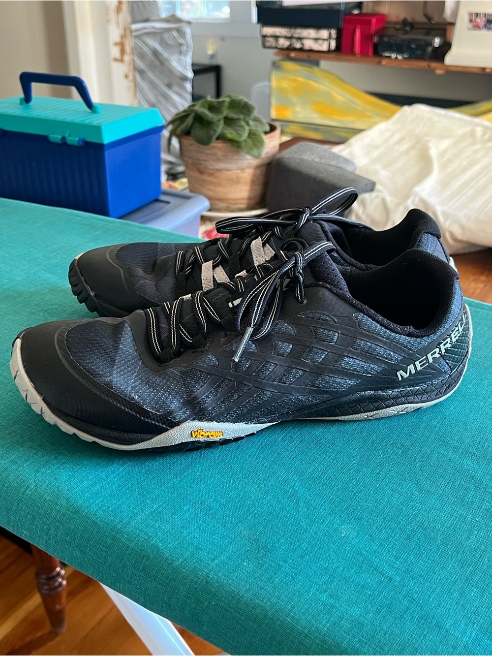 Merrell Glove IV Trail Running Shoes, 8.5 Black